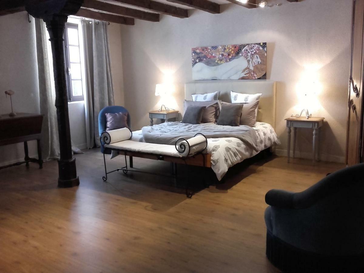 La Maison Rouge Chinon Ngoại thất bức ảnh